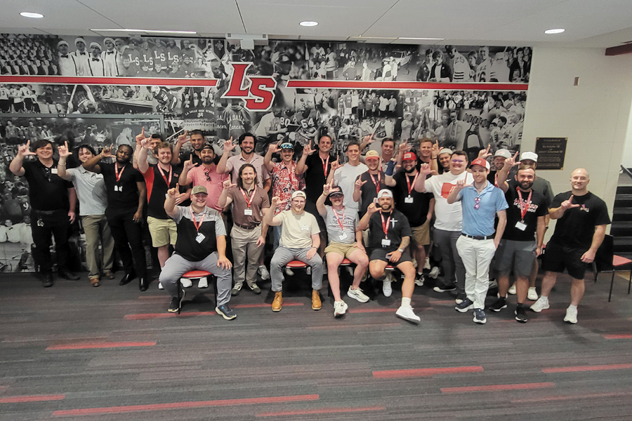 Alumni Lancers Connect on Campus - UC Visit
